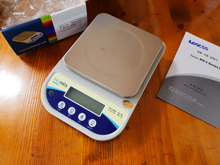 A Technician’s Review of a Kitchen Scale (and Its Hidden Feature)