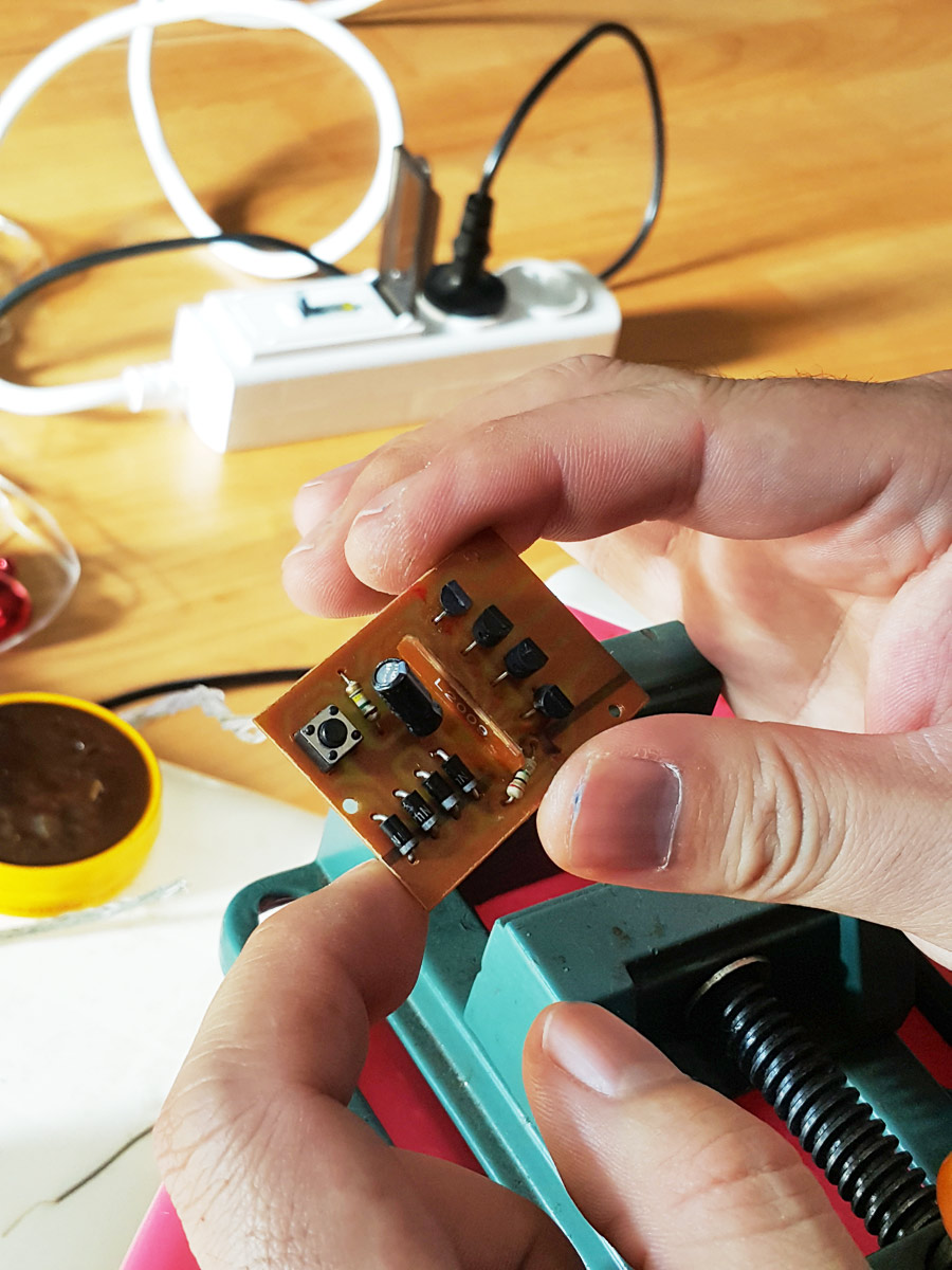 The new diode soldered onto the circuit board.