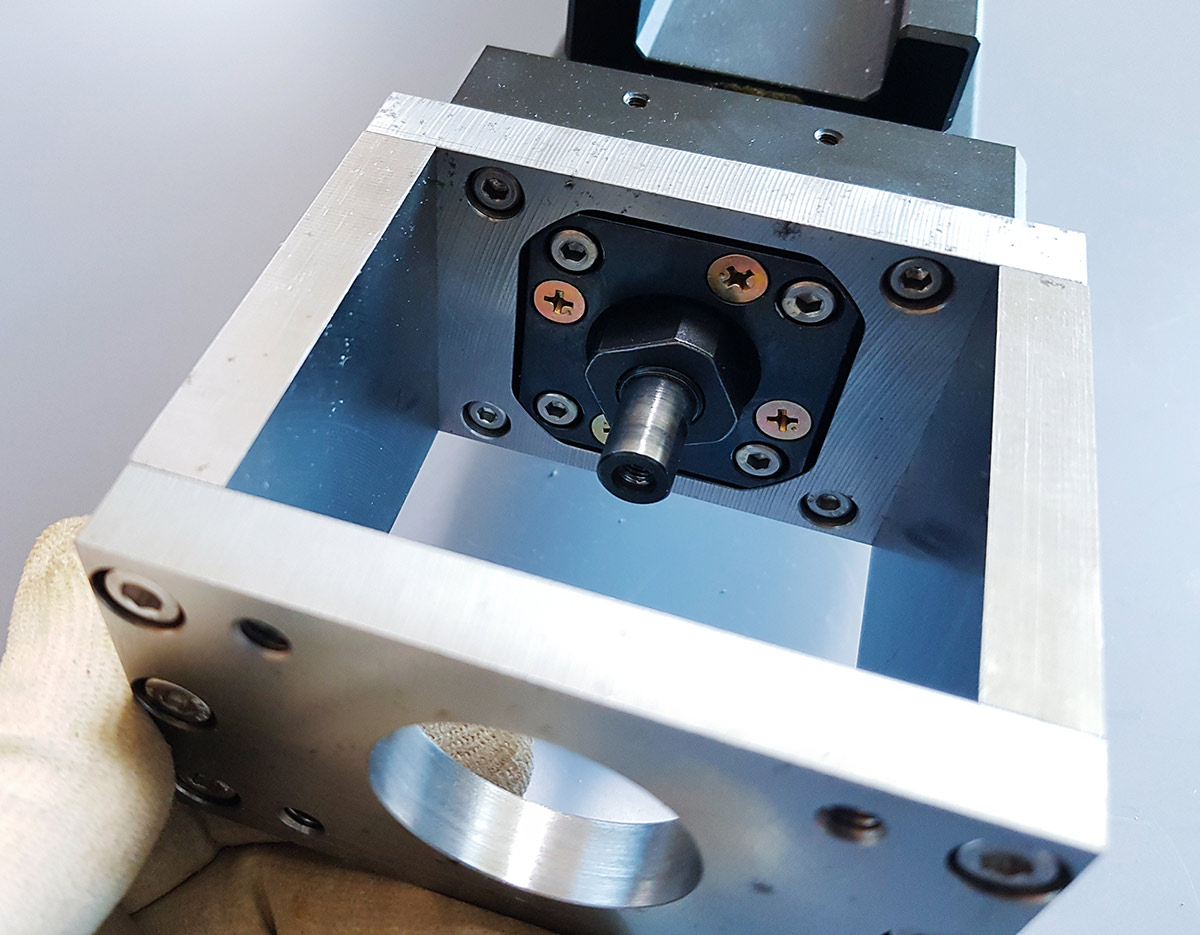 A perfect precise fit: The S45C components sliding together with a satisfying snugness.